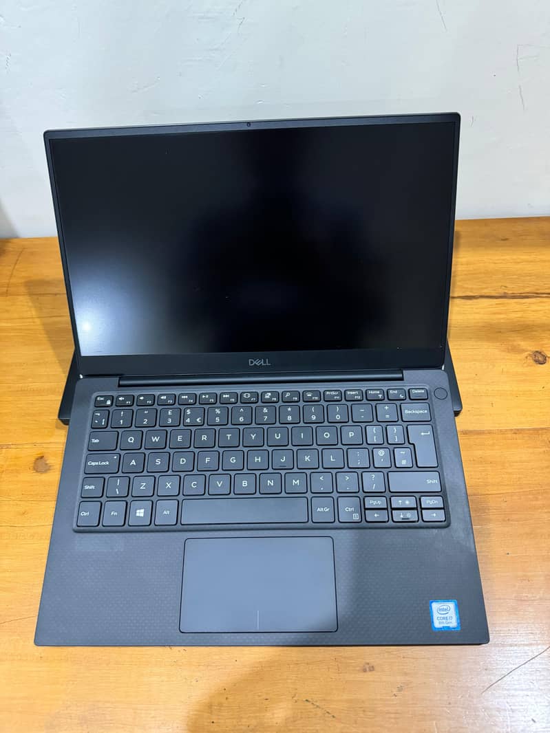 Dell XPS 13 9360 i5 8th gen 6