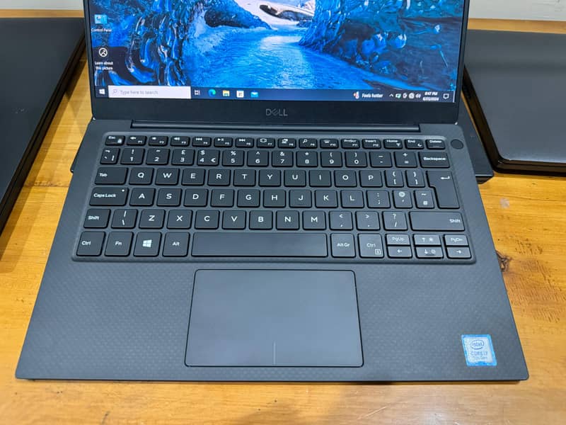 Dell XPS 13 9360 i5 8th gen 8