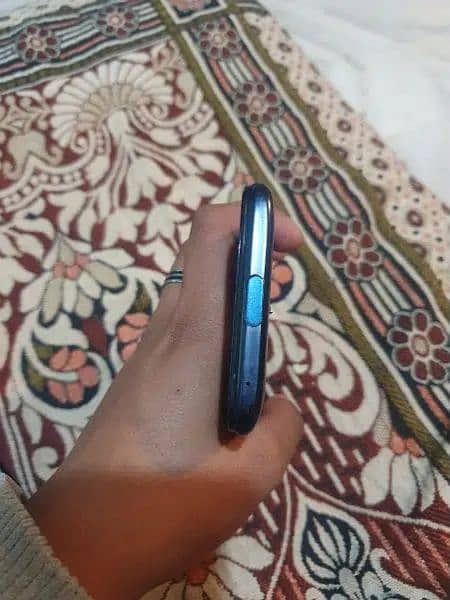 oppo reno 2F used 3