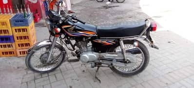 Honda CG 125 model 2018 for urgent sale