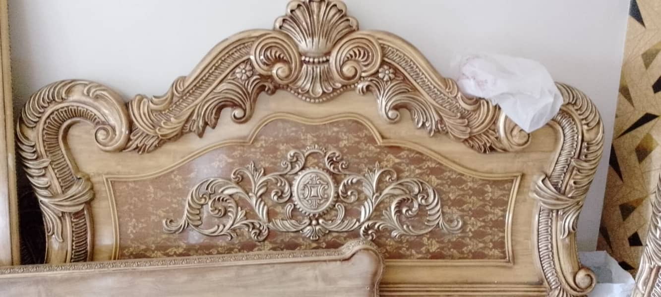 Decor King Bed Imported 7