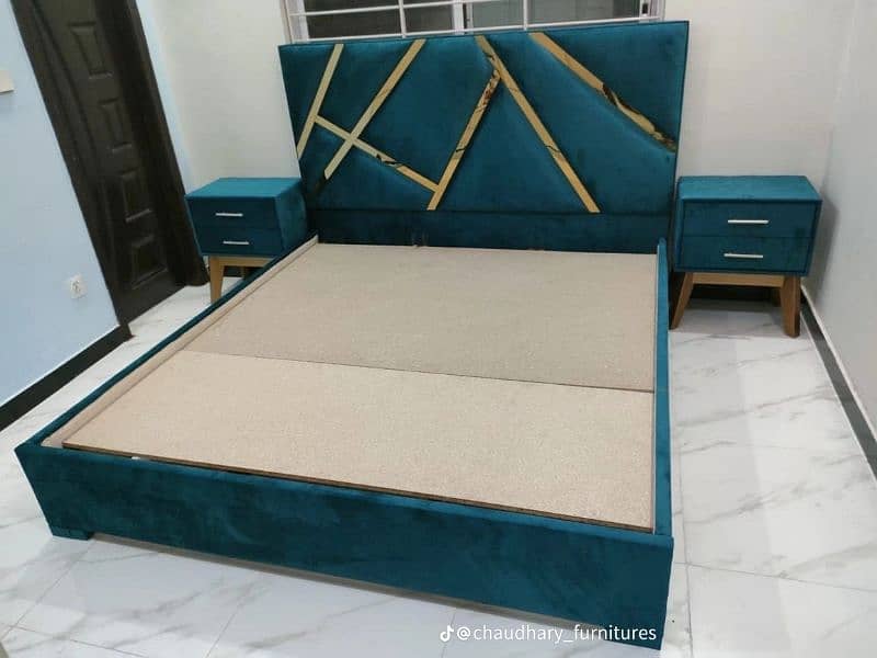 brass full poshish bed only30k dressing set 50k 6