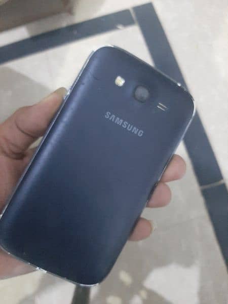 Samsung galaxy GT-19082 2