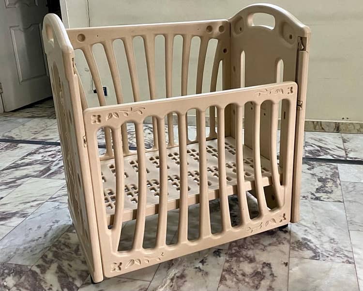 Baby Cot / Baby - Bed Imported & Lightweight 1