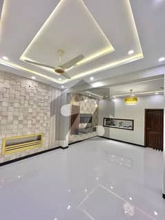 ARZ Properties Offers 5 MARLA BRAND NEW HOUSE FOR SALE IN REASONABLE PRICE