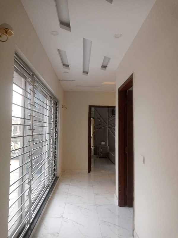 10 Marla Furnished House For Sale In Paragon City Lahore 26