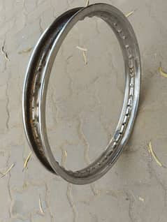 Honda 125 Rim