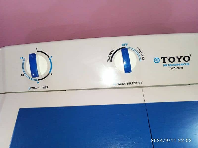 TOYO washing machine twin tub model number TWD-5000 3