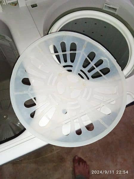 TOYO washing machine twin tub model number TWD-5000 10