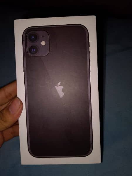 iphone 11 full mint condition 8