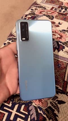 vivo y20s 4/ 128 complete box and charger 5000 mah battery