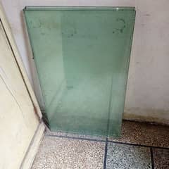 Glass Top 1.5 ft * 3 ft