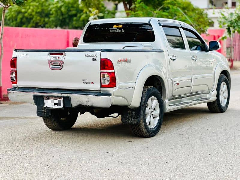 Toyota Hilux 2010 reg 2016 5