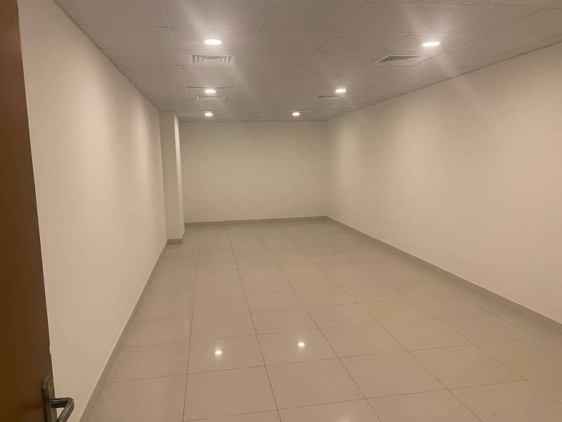 596 sqft office available for rent in giga mall world trade centre (WTC) Islamabad 6