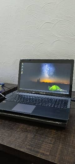 Asus A8 5400 Laptop