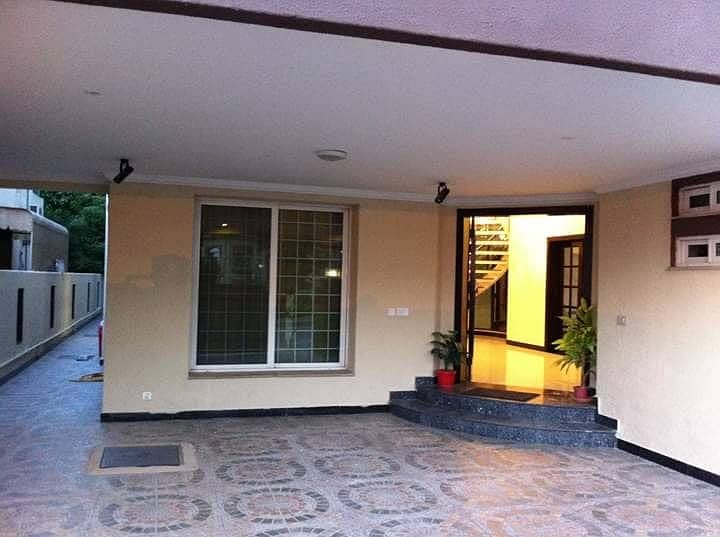 3 Bed Neat And Clean Ground Portion Available for Rent in Gulraiz 5