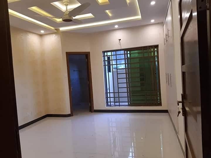 3 Bed Neat And Clean Ground Portion Available for Rent in Gulraiz 24