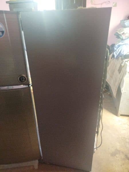 dawlance fridge new condition 10/9 7