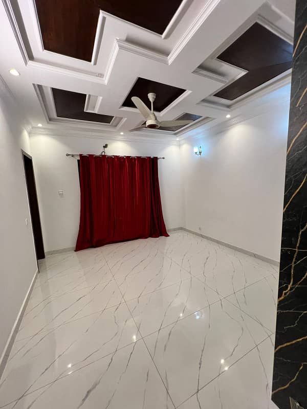 10 Marla Brand New Luxury 3 Bed Room Upper Portion Available For Rent In Hussain Block Sector C Bahria Town Lahore 16