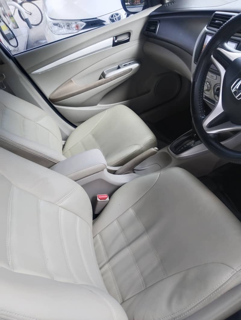 Honda City IVTEC 2018 Automatic 15