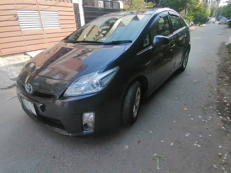 Toyota Prius, Model 2010, Registered 2014, 4