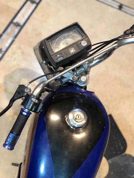 used motorcycle 2016 model 2