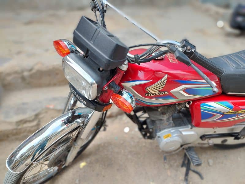 honda 125 karachi number  model 2021 and reg 2022 3