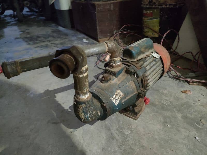 Shahzad water pump in good condition 0