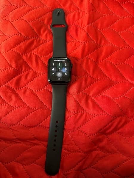 Apple Watch Series 5, 44mm GPS LTE 1