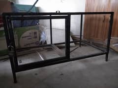 Iron cage for sale in very good condition