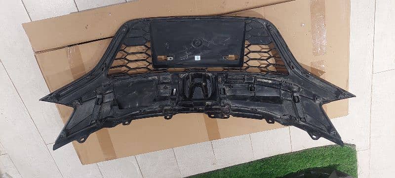 Honda vezel 2016 original show grill available 3