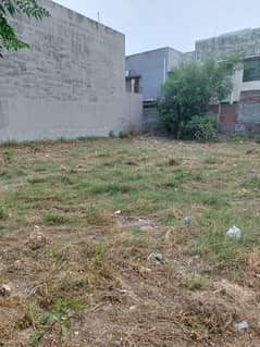 10 marla plot for sale in wapda town lahore