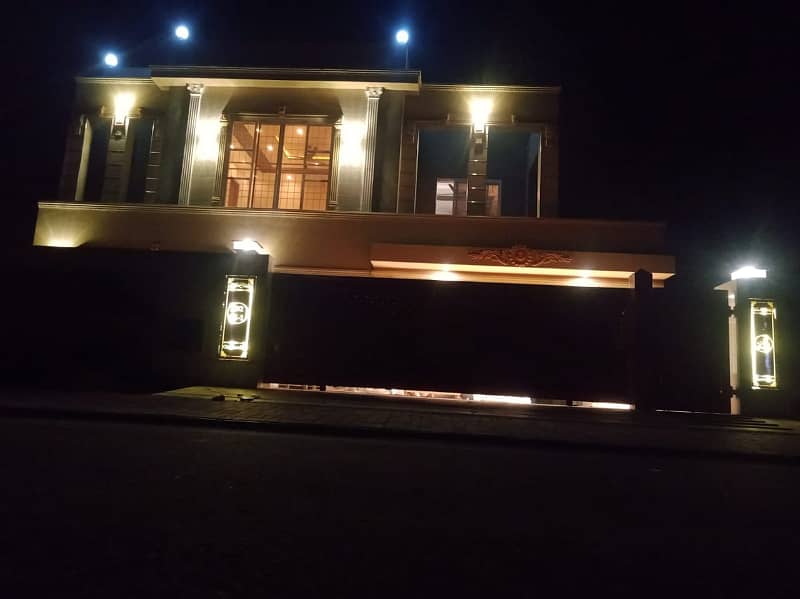 One Kanal Luxury Bulevard Corner House Available For Sale In G1 Block Bahria Orchard Lahore 3