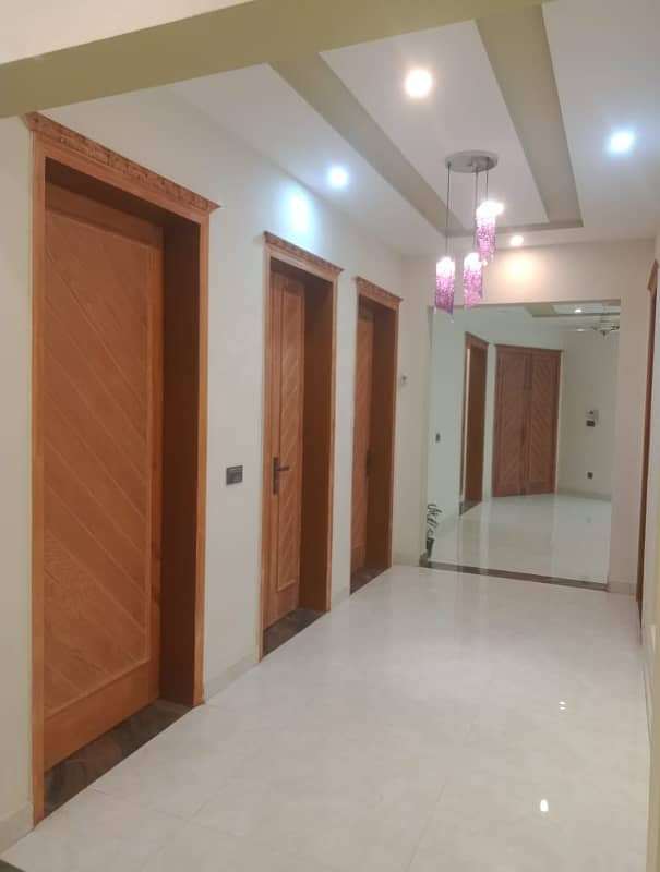 One Kanal Luxury Bulevard Corner House Available For Sale In G1 Block Bahria Orchard Lahore 11