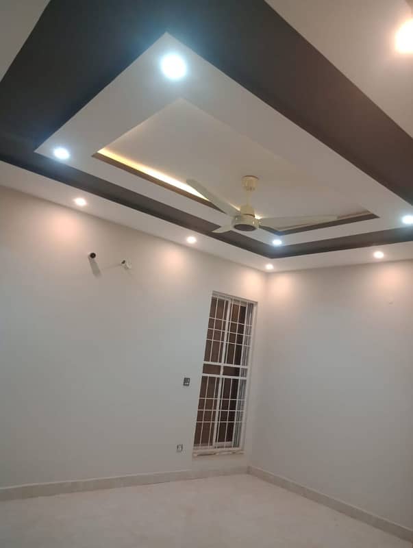 One Kanal Luxury Bulevard Corner House Available For Sale In G1 Block Bahria Orchard Lahore 16