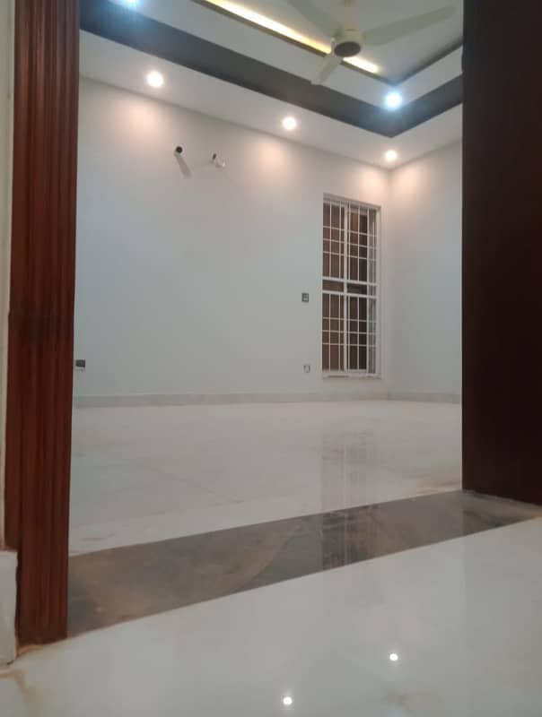 One Kanal Luxury Bulevard Corner House Available For Sale In G1 Block Bahria Orchard Lahore 19