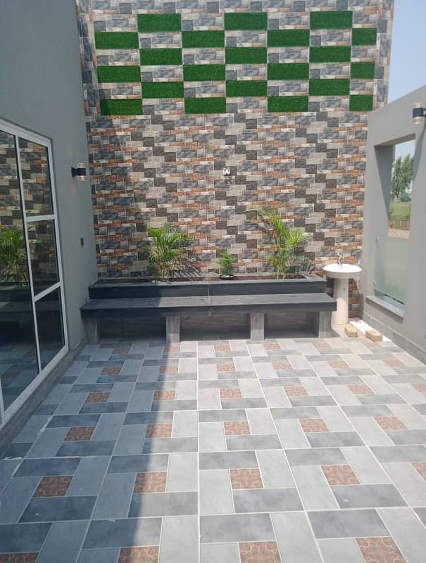 One Kanal Luxury Bulevard Corner House Available For Sale In G1 Block Bahria Orchard Lahore 25