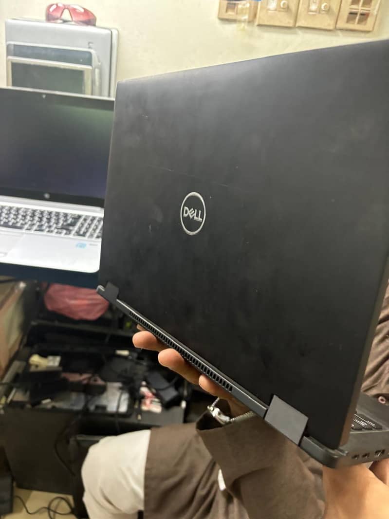 7390 2-in-1 Laptop (i5, 8th Gen, Touch screen) 0