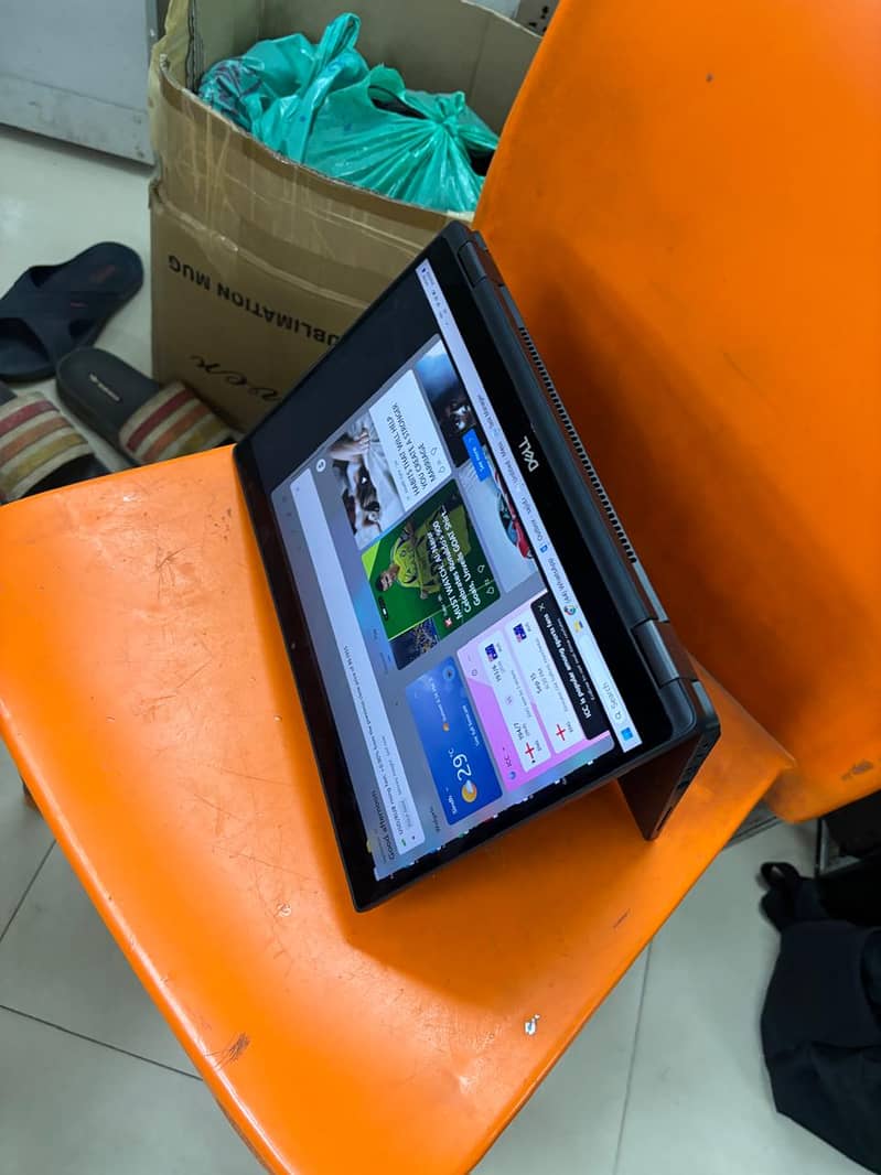 7390 2-in-1 Laptop (i5, 8th Gen, Touch screen) 1