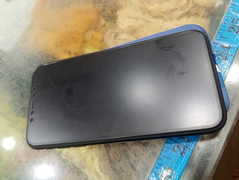 I phone XR 64 GB Non pta 4