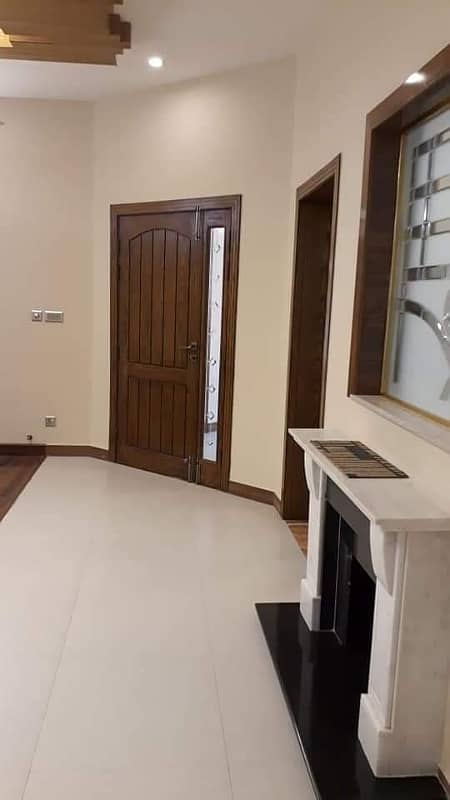 Very Prime Located 3 Bed Portion For Rent in Gulraiz 24