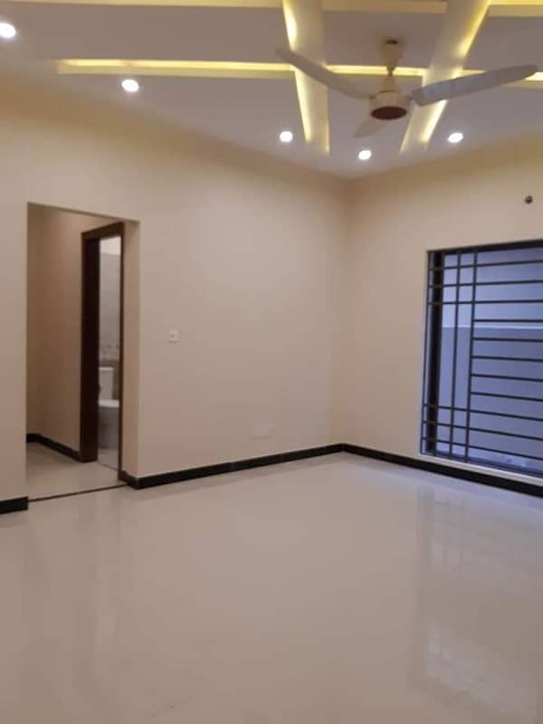 Neat And Clean Portion Available for Rent in Gulraiz 33