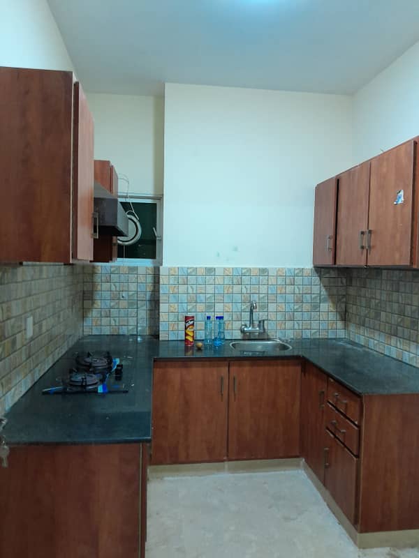 3 Bed Appartment Available for Rent in E-11 15