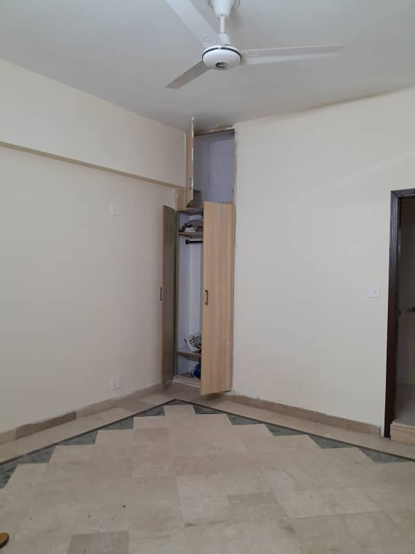 3 Bed Appartment Available for Rent in E-11 18