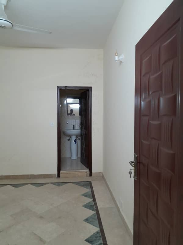 3 Bed Appartment Available for Rent in E-11 19