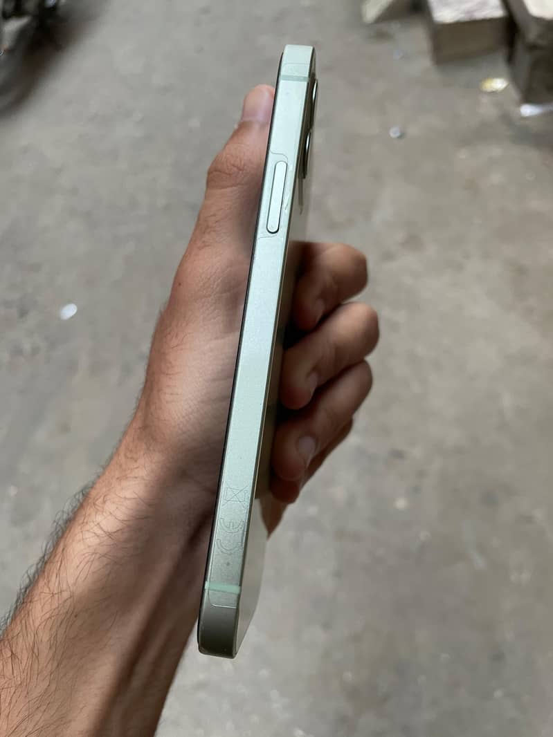 Iphone 12 64GB Factory Unlock 2