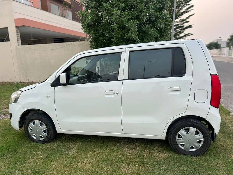 Suzuki Wagon R 2017 4