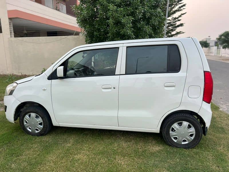 Suzuki Wagon R 2017 5