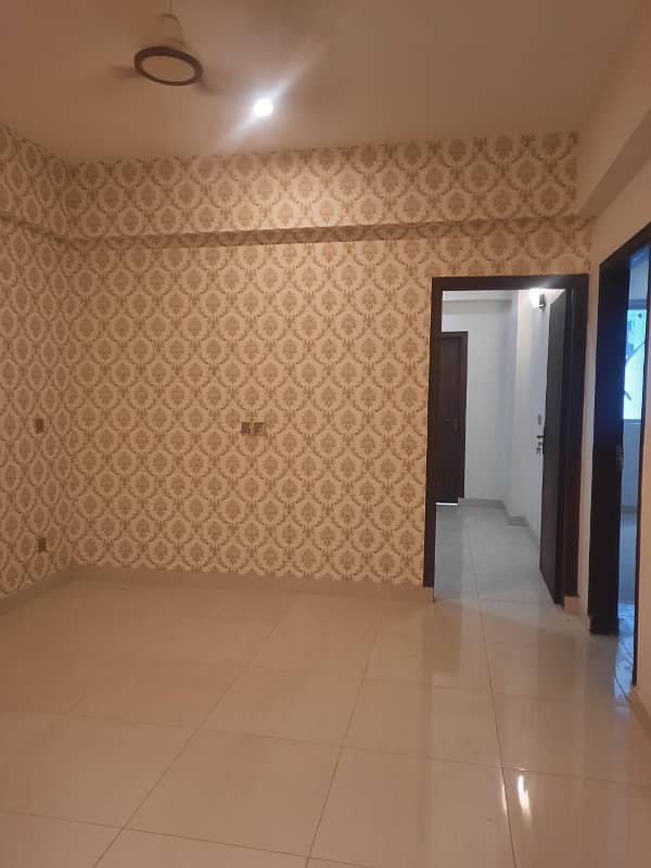 3 Bedroom Apartment For Rent In Defence Residency Block #16 DHA Phase 2 , Near By Gate No 2 0