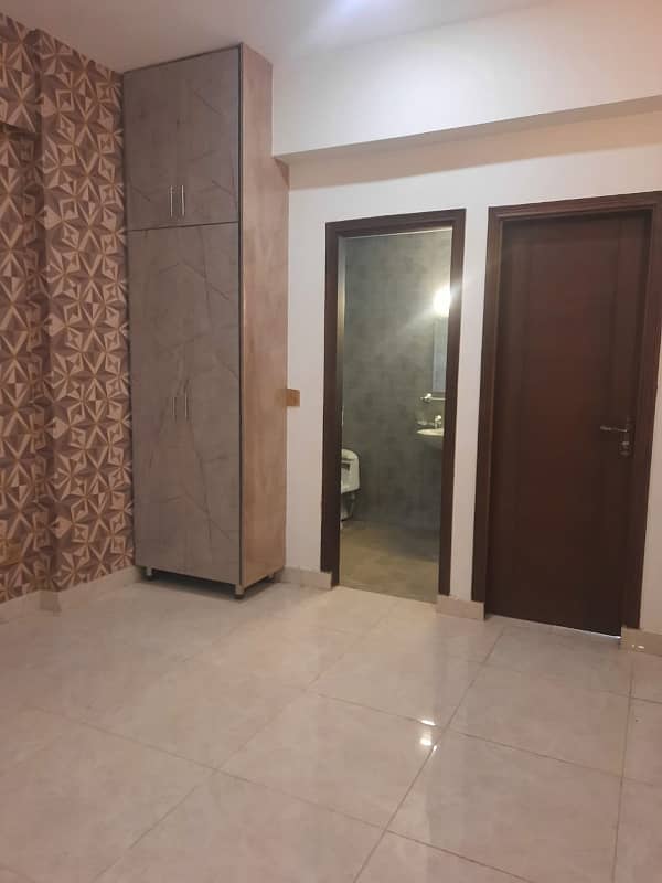 3 Bedroom Apartment For Rent In Defence Residency Block #16 DHA Phase 2 , Near By Gate No 2 3